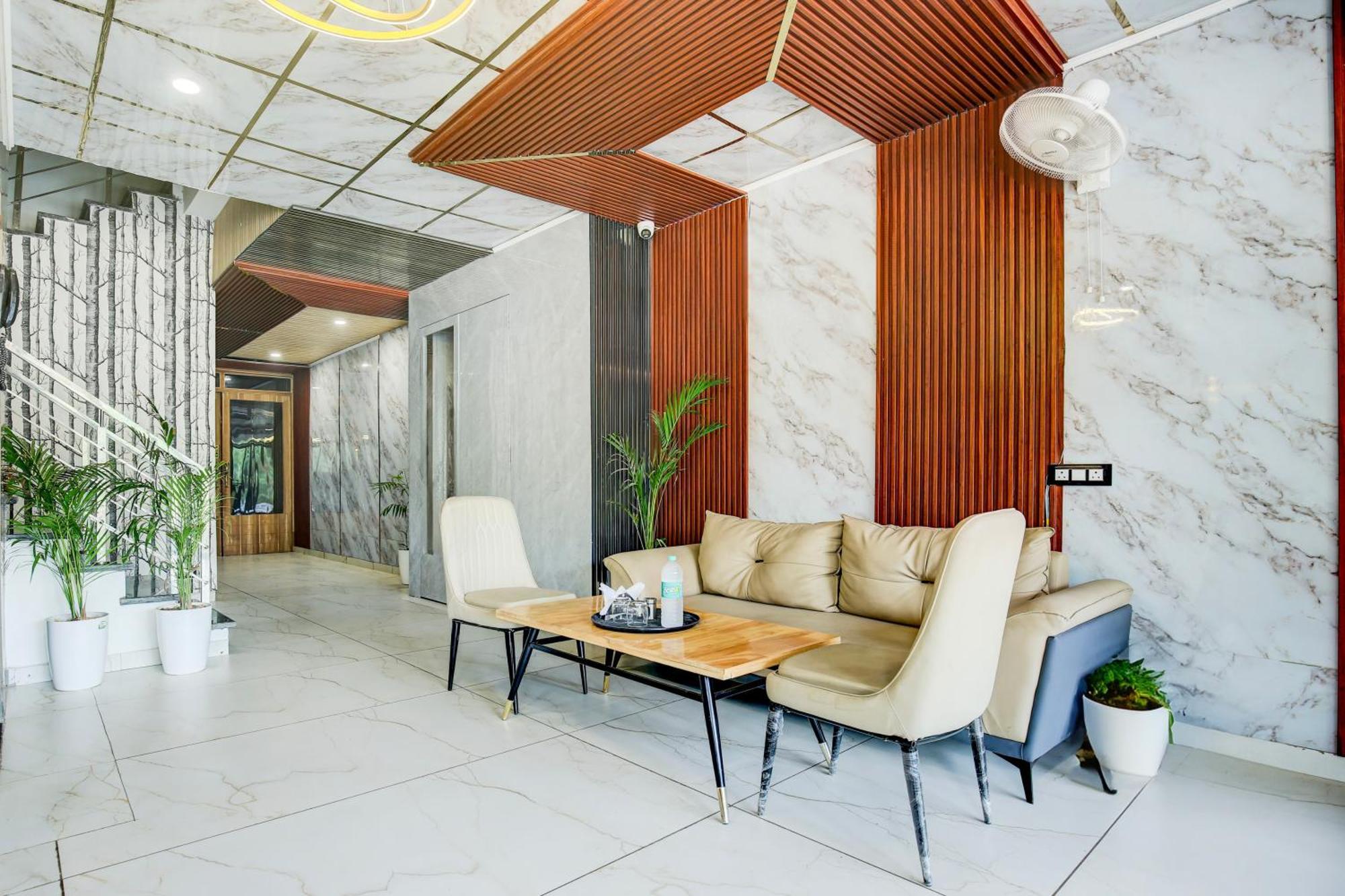 Hotel O Platinum Zirakpur المظهر الخارجي الصورة