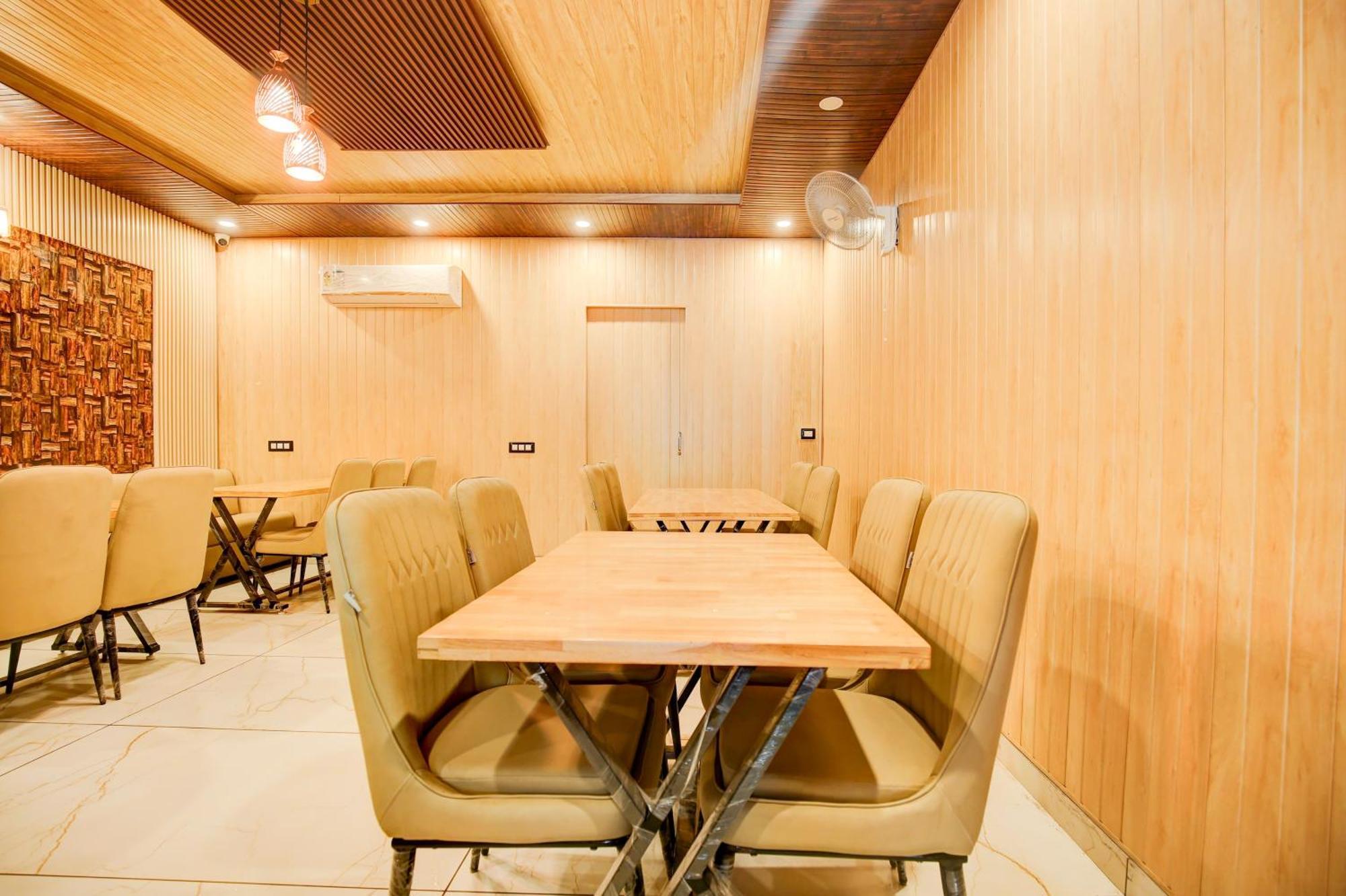 Hotel O Platinum Zirakpur المظهر الخارجي الصورة